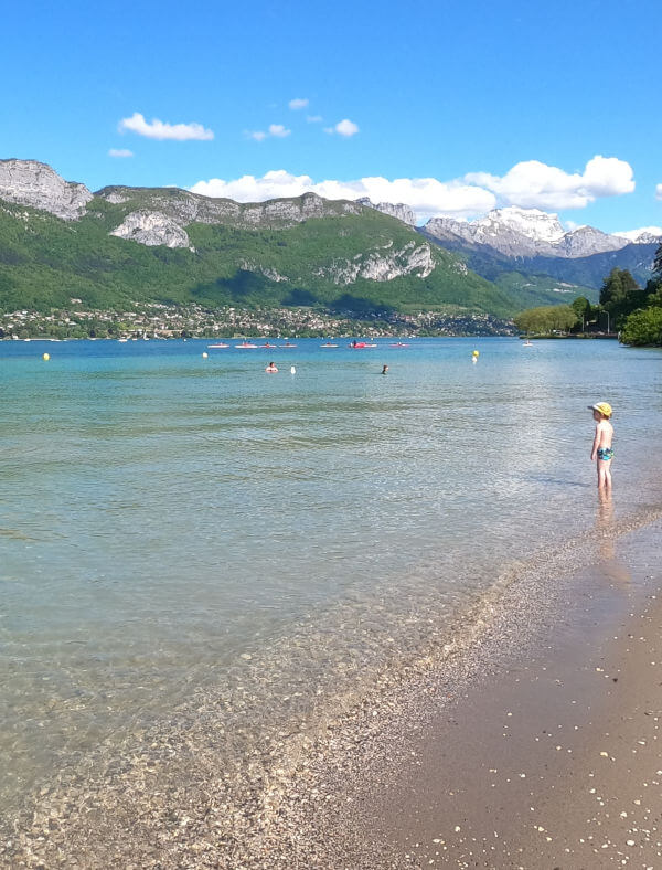 Baignade au lac d’Annecy