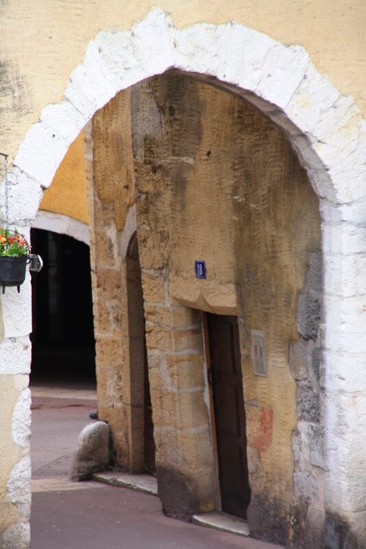 porte perrière à Annecy