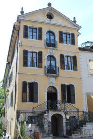 façade de l'ancien hôtel de ville d'Annecy