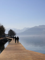 Balade sur les pontons d'Annecy-le-vieux