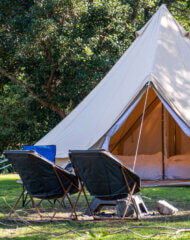 Bien installé au camping