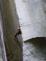 Canyoning à la cascade d'Angon