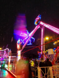 manège sur la fête foraine d'Annecy