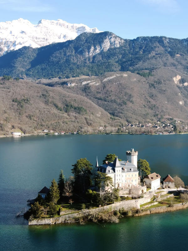 chateau de ruphy en hiver