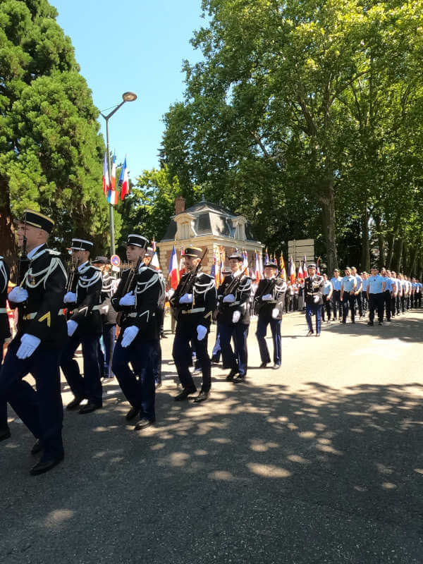 défilé 14 juillet à Annecy