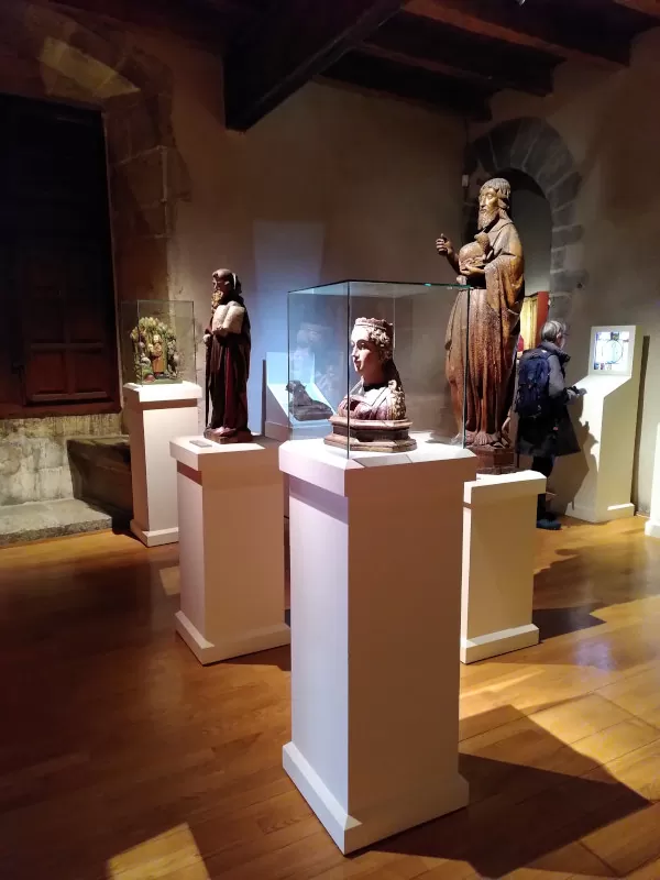 musées du château d'Annecy : sculptures religieuses